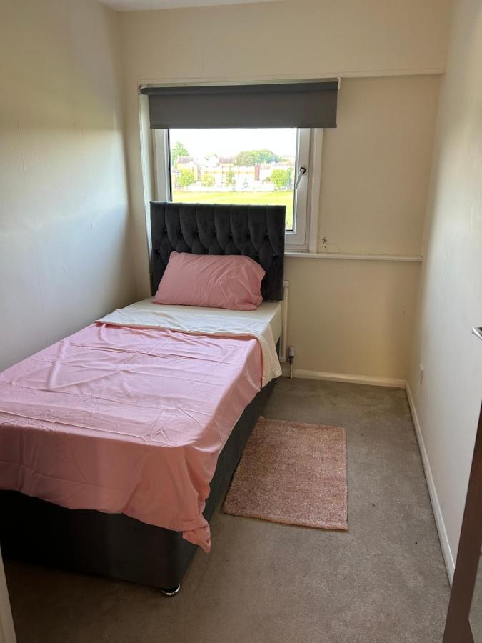 Professional House Apartment Грейвсенд Екстериор снимка