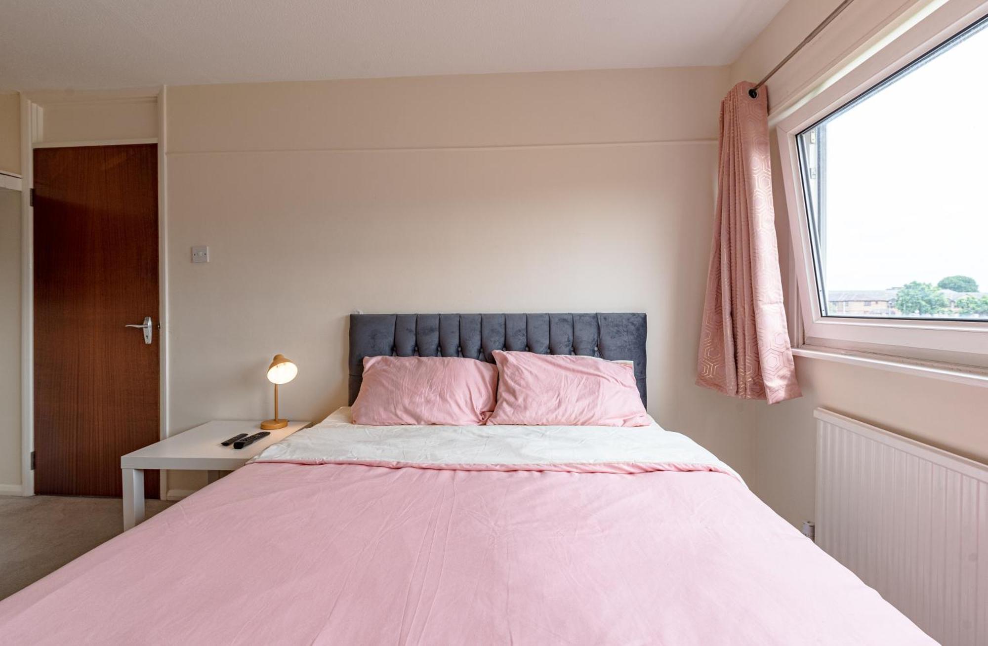 Professional House Apartment Грейвсенд Екстериор снимка